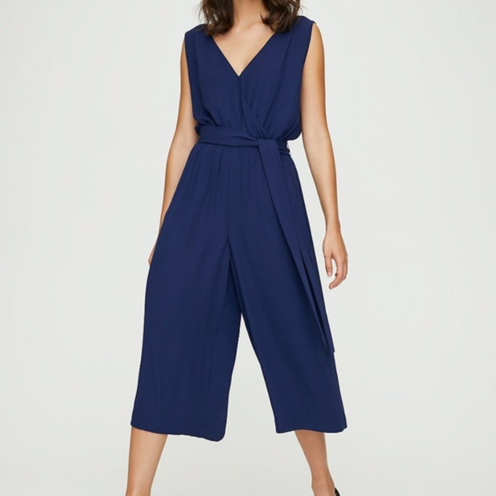 Aritzia Babaton Maximillian Jumpsuit Belted sleeveless jumpsuit in Dark Navy